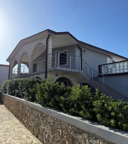 Апартаменты Star Вир